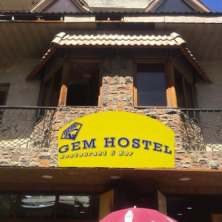 Gem Hostel Ереван Экстерьер фото