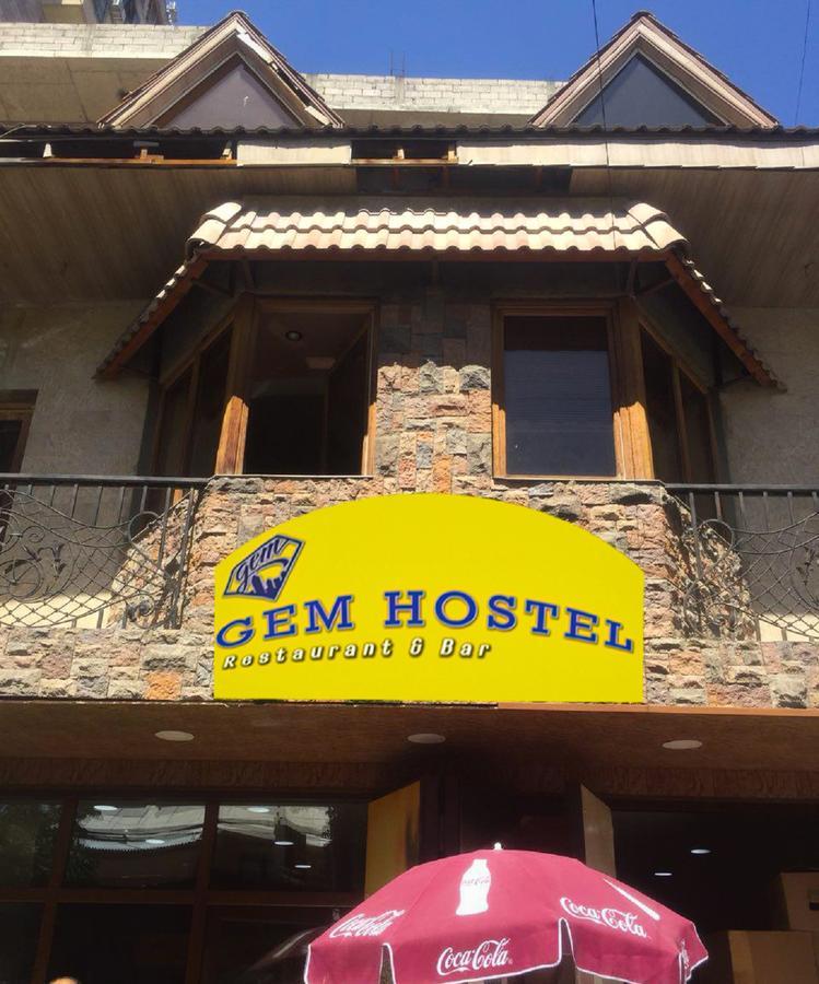 Gem Hostel Ереван Экстерьер фото