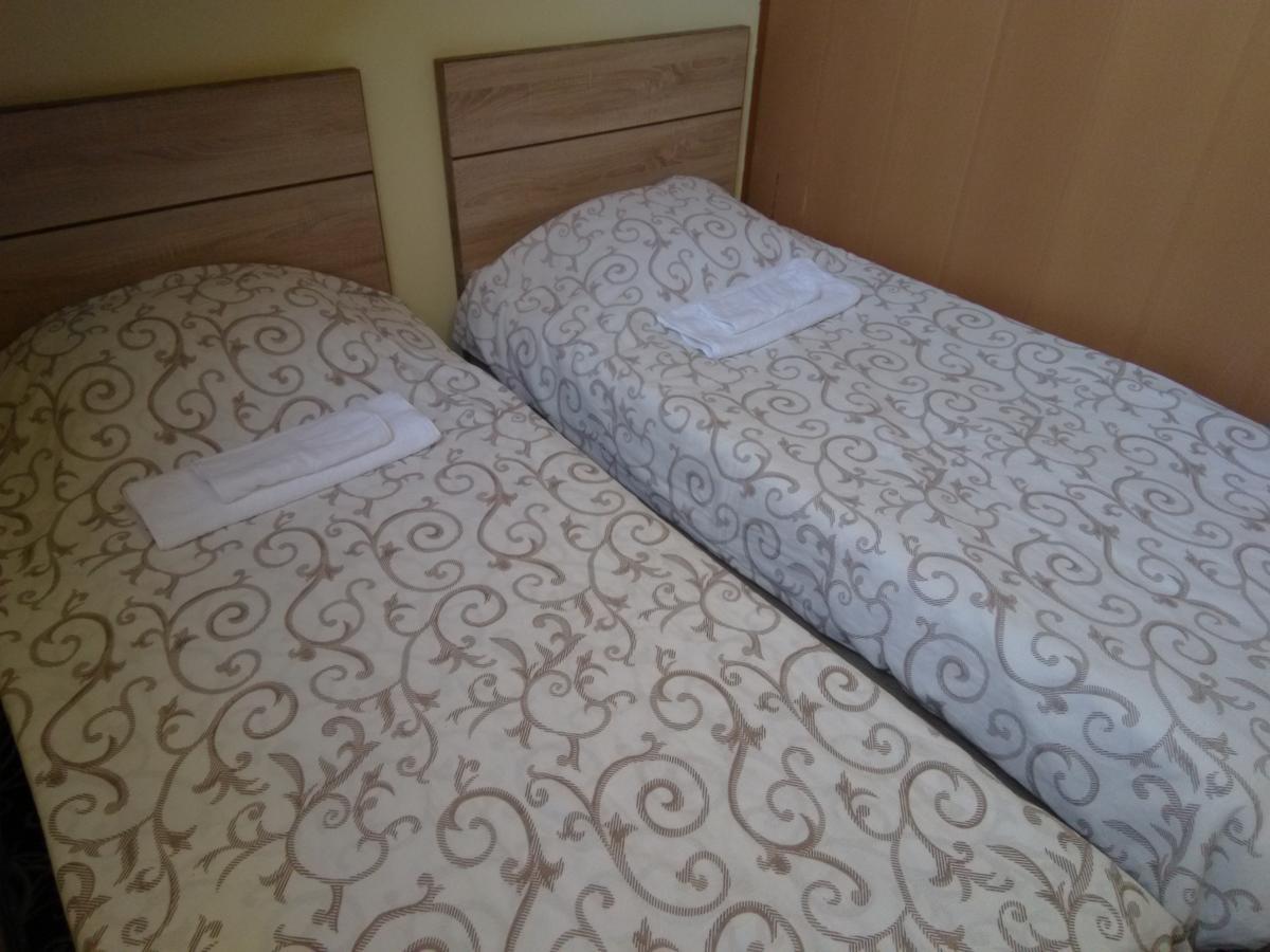 Gem Hostel Ереван Экстерьер фото